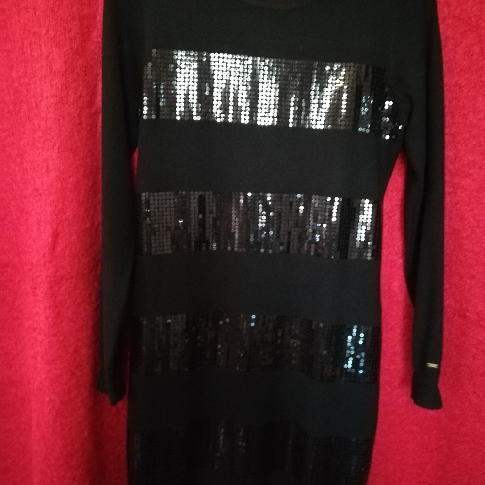 Dress - Picture 4 of 5